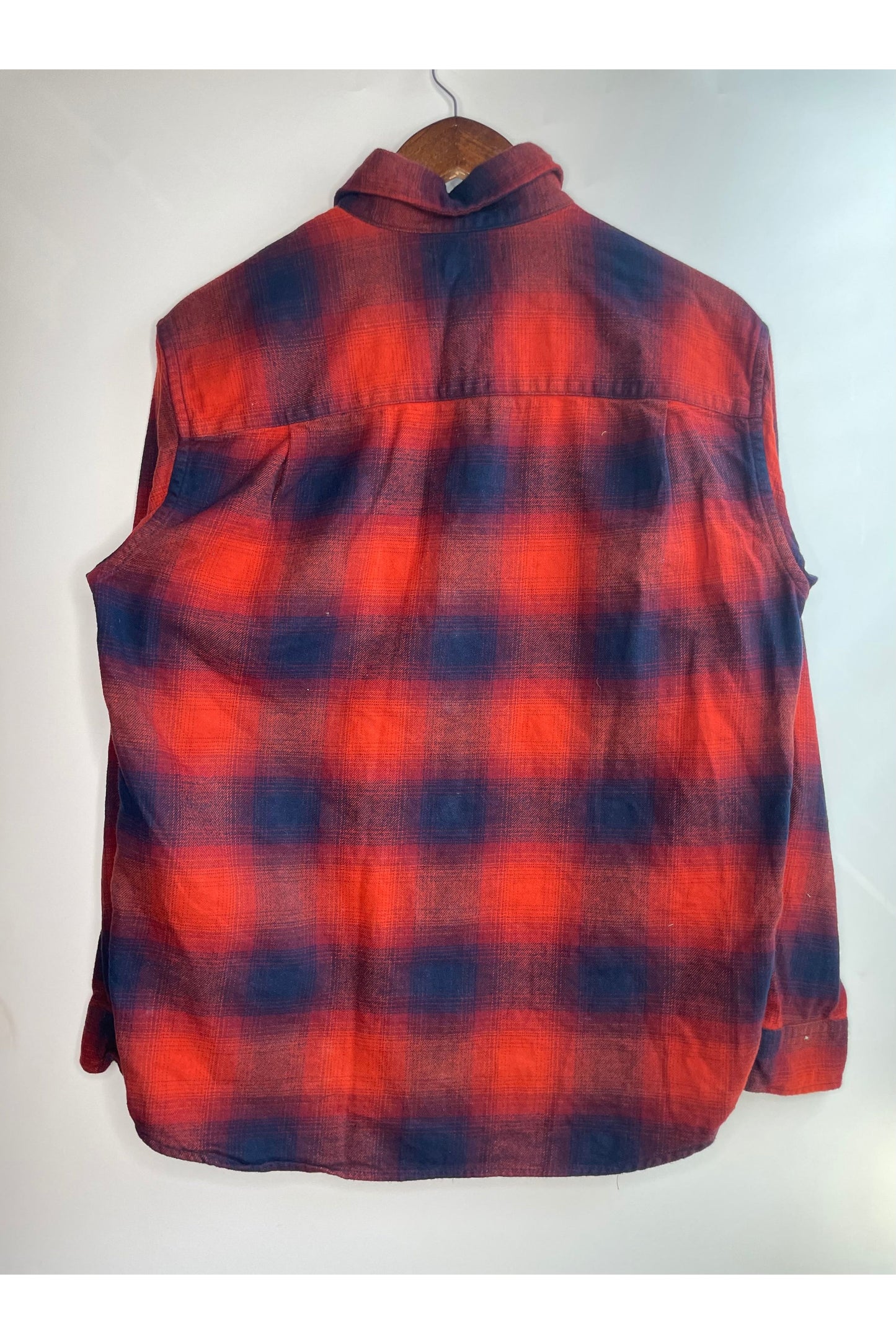 "#004" Small